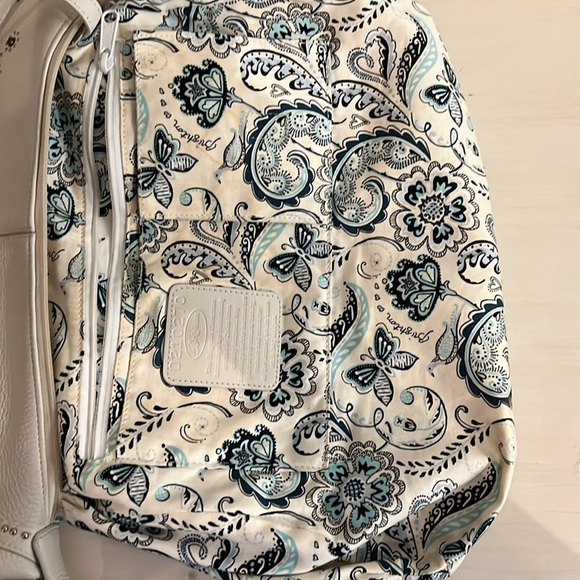 Off-white Brighton leather shoulder bag with silver stud detail - Picture 6 of 15